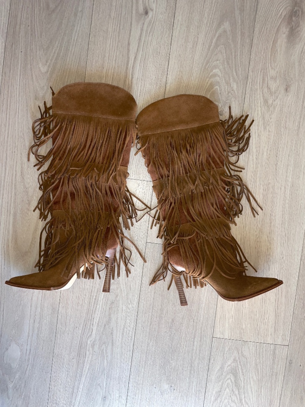 STEVE MADDEN -  KINZEE FRINGE CHESTNUT SUEDE - Picture 2 of 10